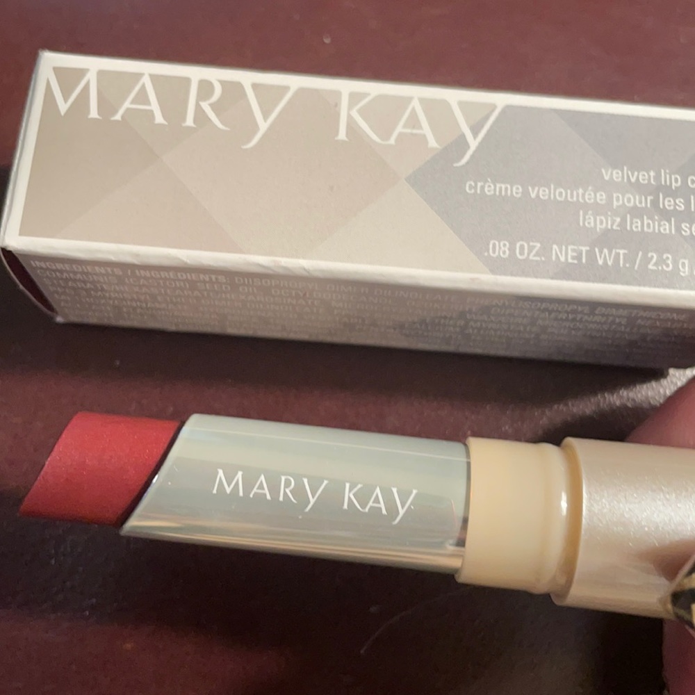 Mary Kay Velvet Lip Cream-Oh So Currant